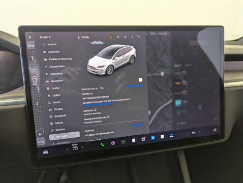 2023 Tesla Model X Standard Range