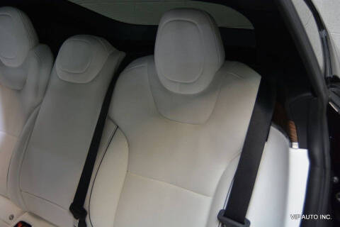 2022 Tesla Model S Plaid