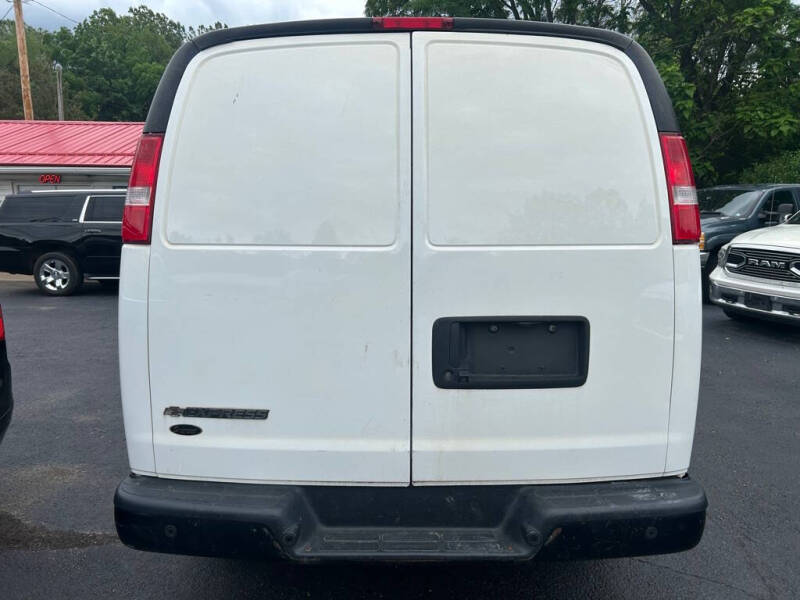 2019 Chevrolet Express 2500