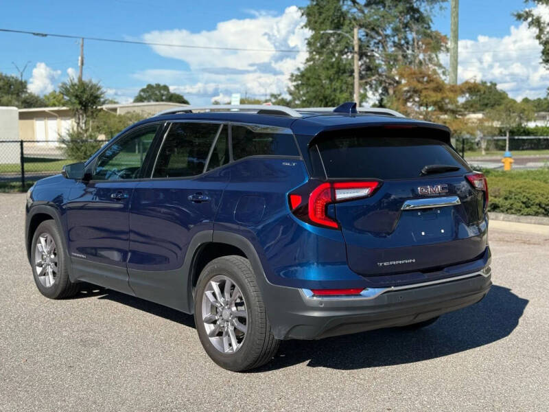 2023 GMC Terrain SLT