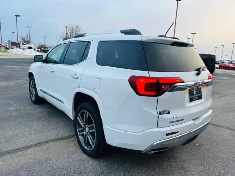2019 GMC Acadia Denali