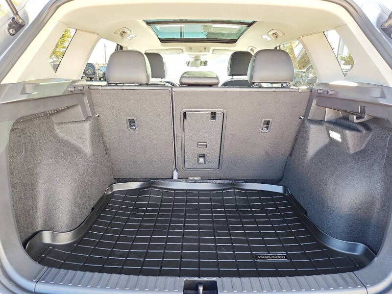 2026 Volkswagen Taos SE