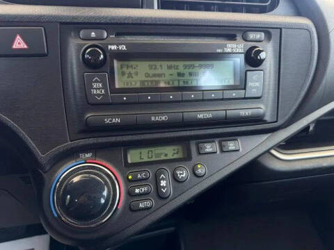 2014 Toyota Prius c