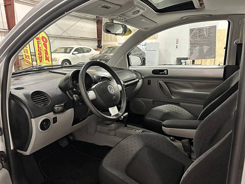 2001 Volkswagen New Beetle GLS
