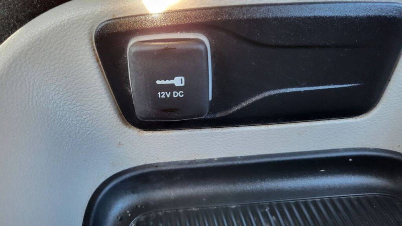 2024 Chrysler Pacifica Plug-In Hybrid Select