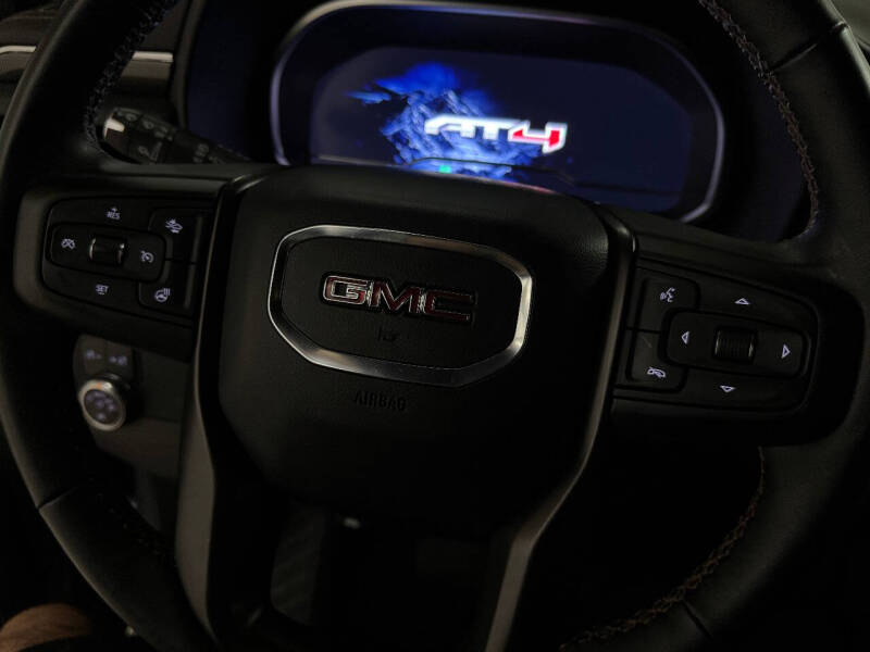 2023 GMC Yukon XL AT4