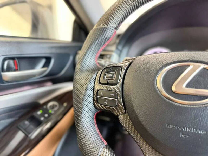2017 Lexus RC 200t