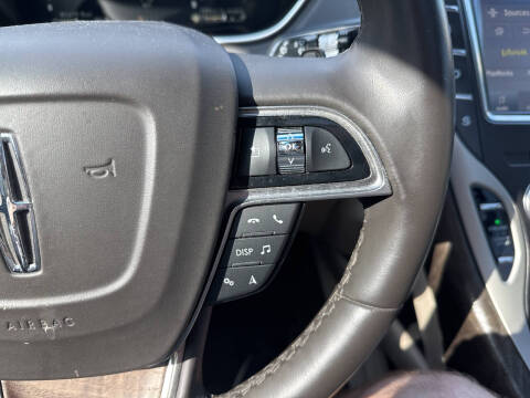 2019 Lincoln Nautilus Reserve