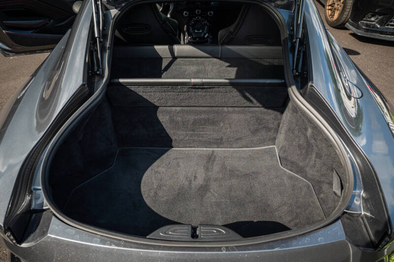 2020 Aston Martin Vantage