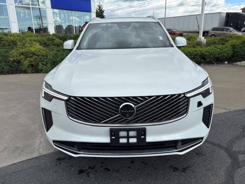 2025 Volvo XC90 B5 Plus Bright Theme 7P