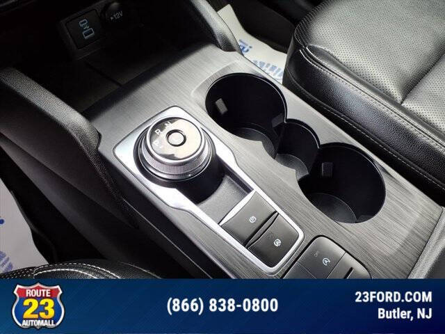 2022 Ford Escape SEL