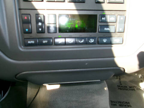 2007 Lincoln Town Car Signature Limited