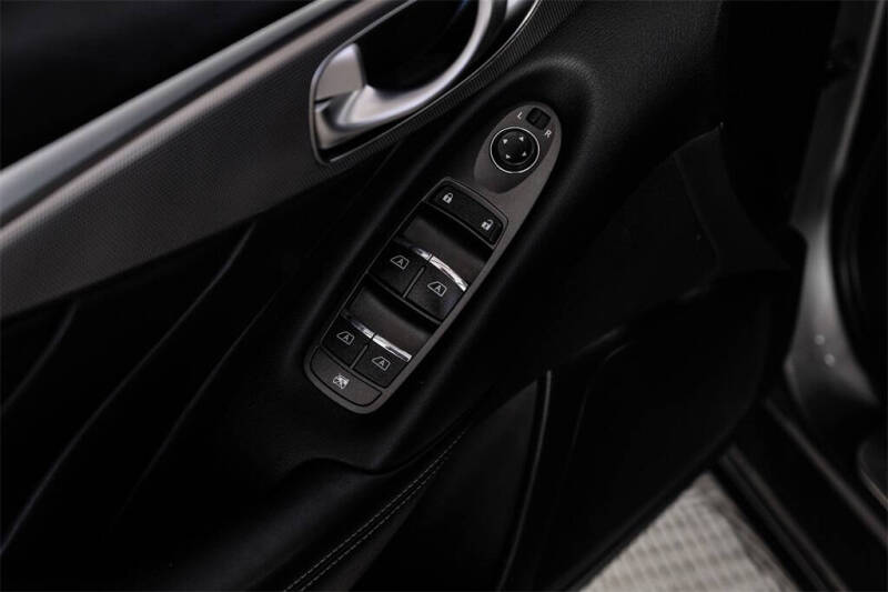 2016 Infiniti Q50 Red Sport 400