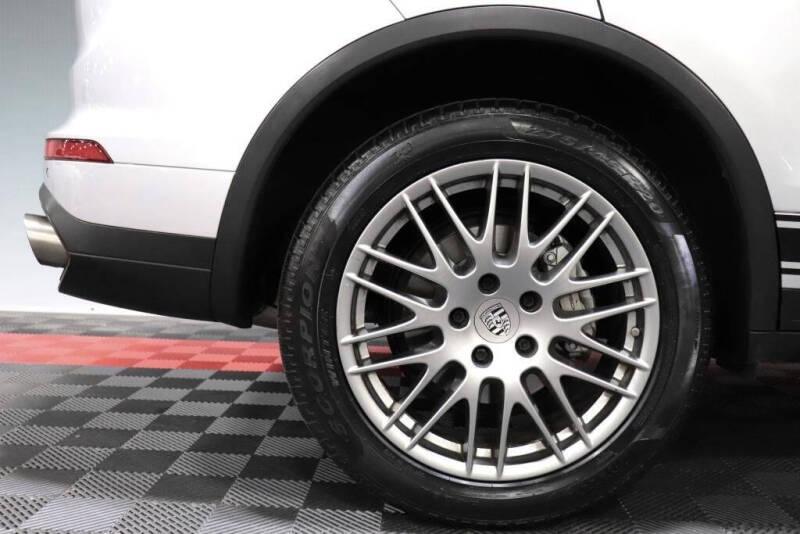 2018 Porsche Cayenne S