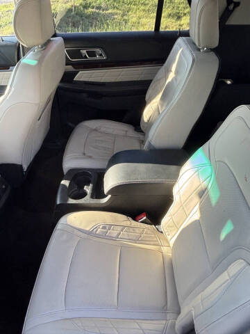2016 Ford Explorer Platinum