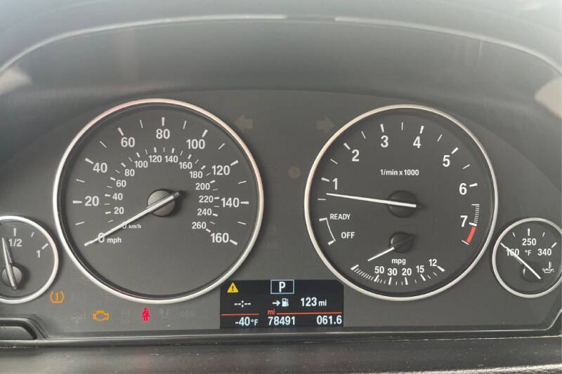 2018 BMW 3 Series 320i