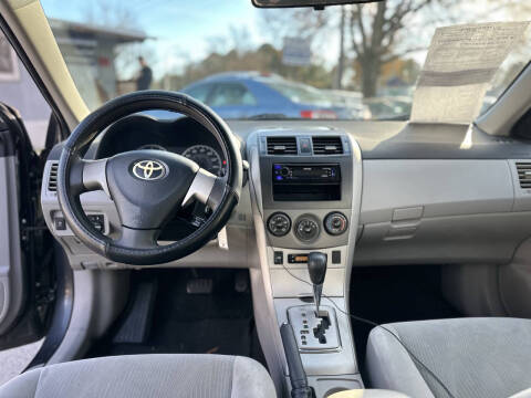 2011 Toyota Corolla LE