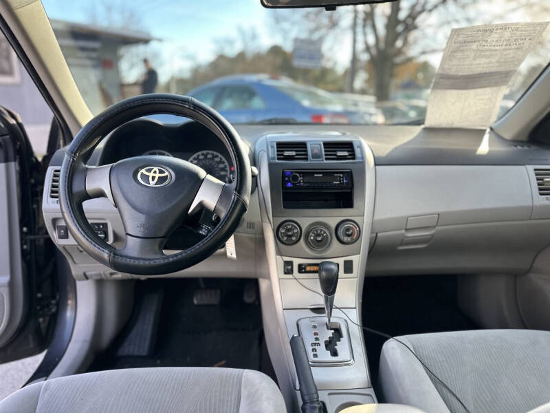 2011 Toyota Corolla LE