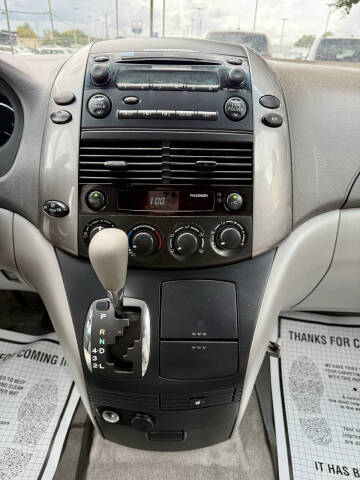 2008 Toyota Sienna CE 8-Passenger