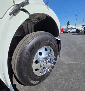 2020 Freightliner M2 106