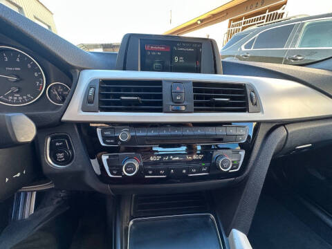 2018 BMW 3 Series 320i