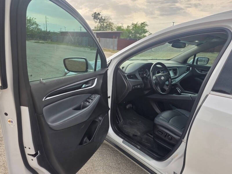 2021 Buick Enclave Essence