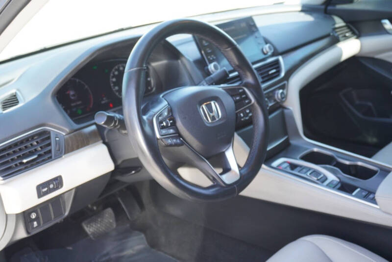 2018 Honda Accord EX-L w/Navi