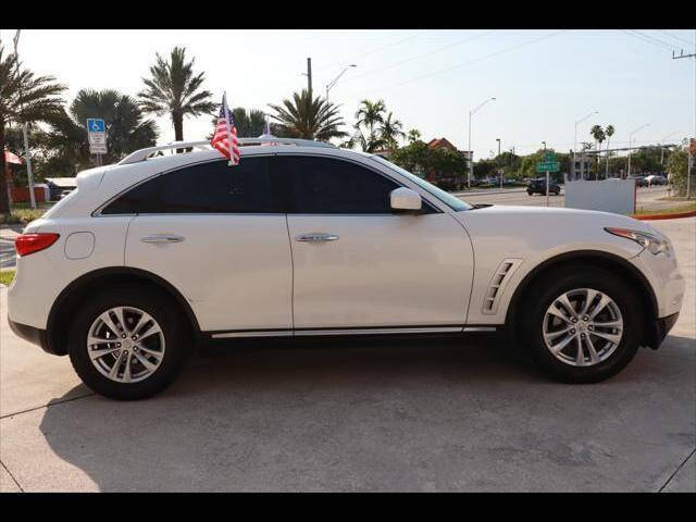 2010 INFINITI FX35 SUV / Crossover - $6,597