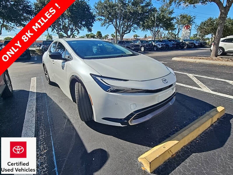 2025 Toyota Prius XLE