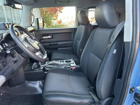 2012 Toyota FJ Cruiser