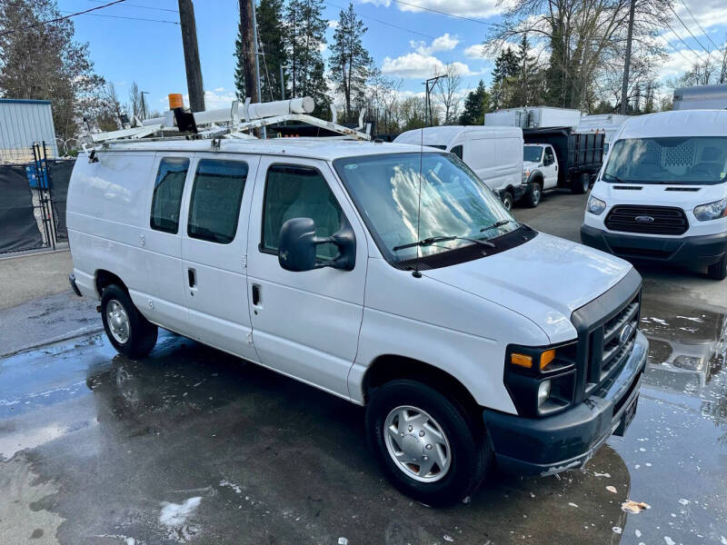 2010 Ford E-Series E-250