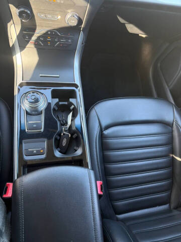 2020 Ford Edge SEL