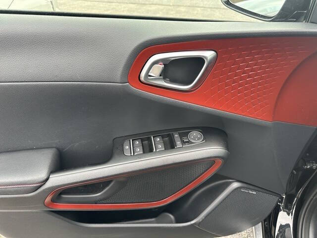 2025 Kia Soul GT-Line