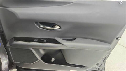 2024 Lexus UX 250h Premium