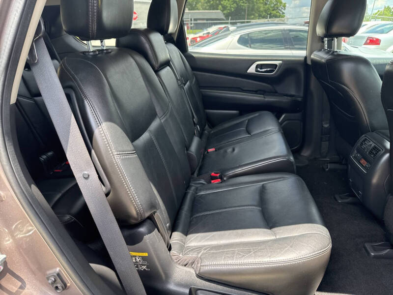 2014 Nissan Pathfinder SL