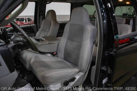 2005 Ford Excursion XLT