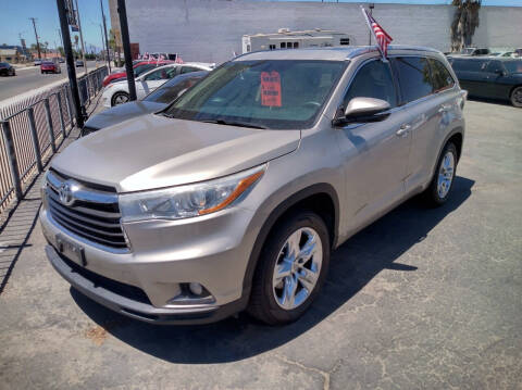 2015 Toyota Highlander for sale at Alpha 1 Automotive Group in Hemet CA