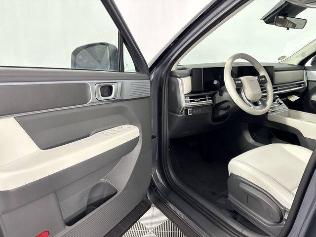 2025 Hyundai Santa Fe SE