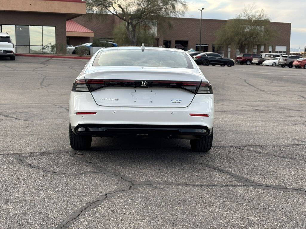 2025 Honda Accord Hybrid 6