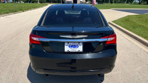 2013 Chrysler 200 Limited
