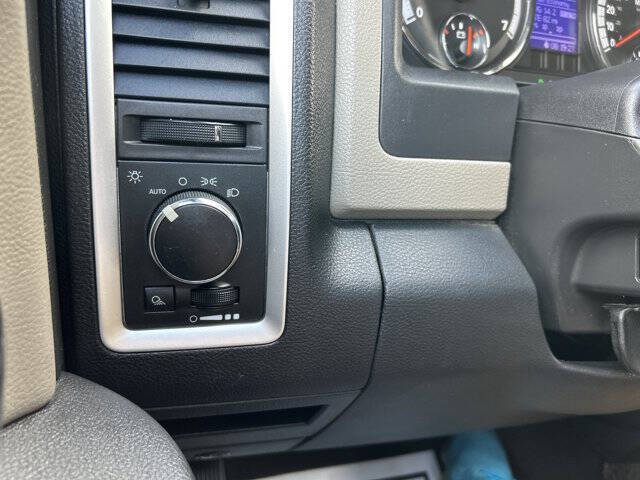 2012 RAM 1500 SLT