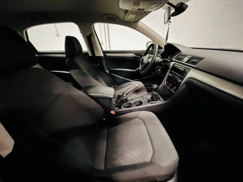 2013 Volkswagen Passat