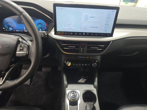 2024 Ford Escape Platinum