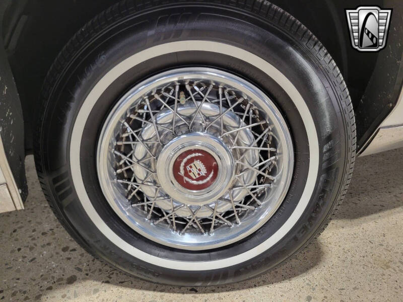 1988 Cadillac Brougham