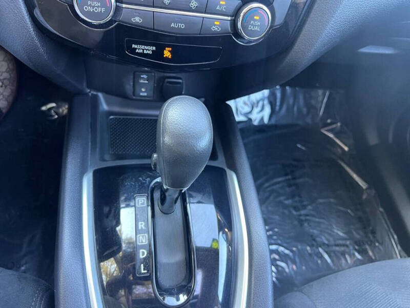 2014 Nissan Rogue SV