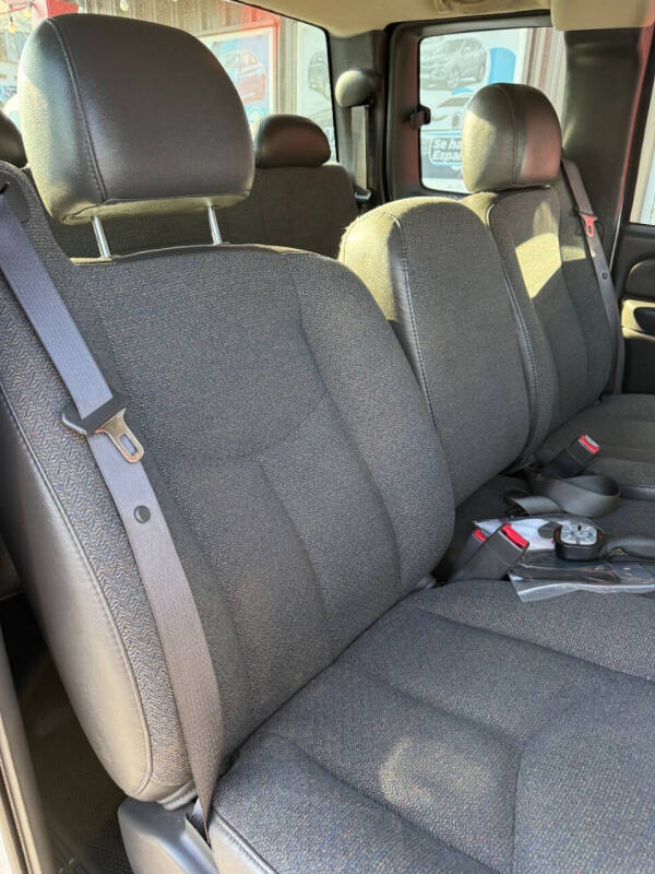 2005 Chevrolet Silverado 1500 LT