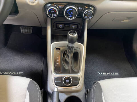 2024 Hyundai Venue SEL