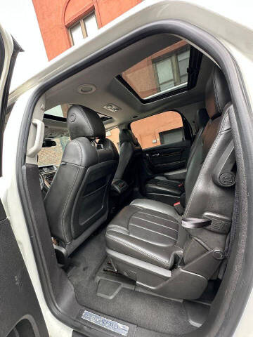 2015 GMC Acadia Denali