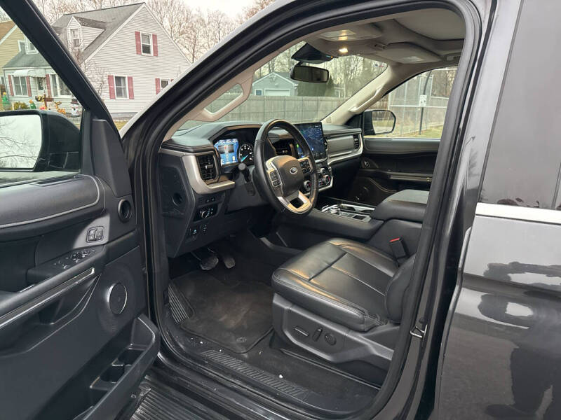 2024 Ford Expedition MAX XLT
