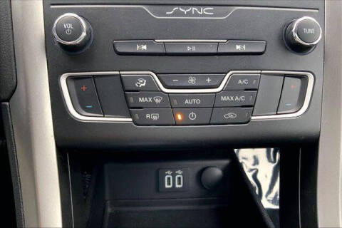 2020 Ford Fusion Hybrid SE